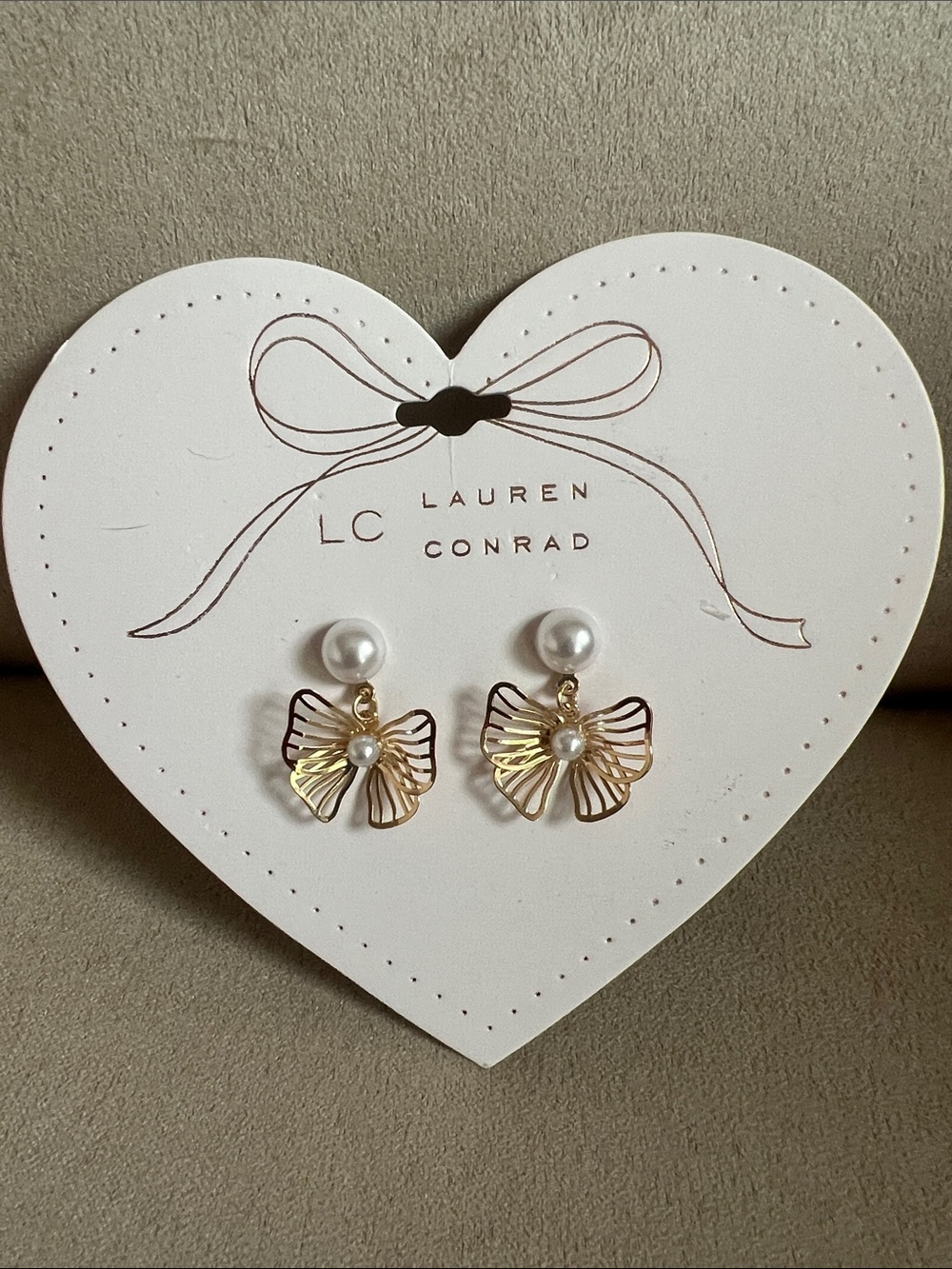 NWT LC Lauren Conrad Gold Butterfly Pearl Drop Earrings for Pierced Ears 🦋